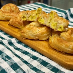 rulouri ciuperci - prajituri la birou