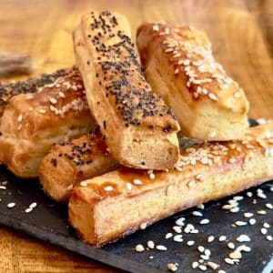 gustari sarate handmade Prajituri la birou – saratele cu unt